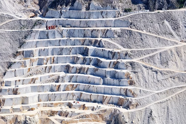 Bulgaria extends AB concession for marble deposit