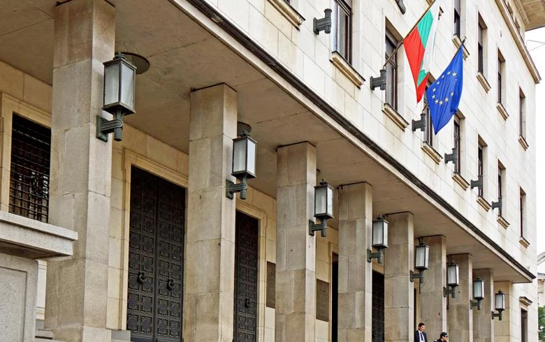 Bulgarian banks' net profit surges 55% y/y in H1, assets up 10.6%