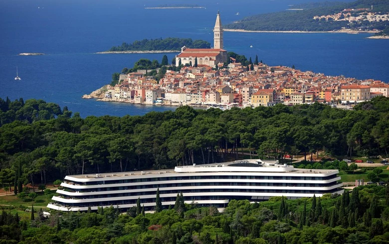 Croatia’s Maistra, HUP-ZAGREB borrow 200 mln euro from IFC