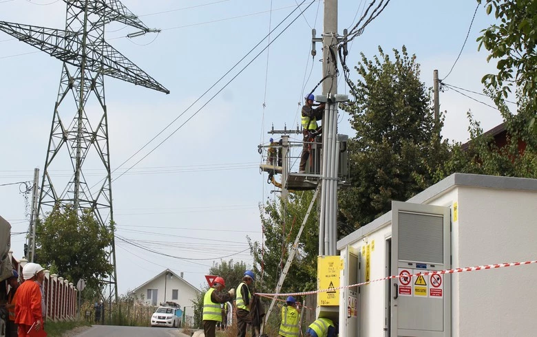 Delgaz Grid unveils 75 mln euro low-voltage network overhaul plan