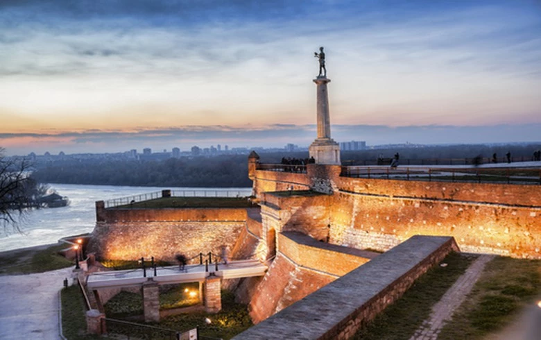 Foreign tourist visits to Serbia up 7% y/y in April