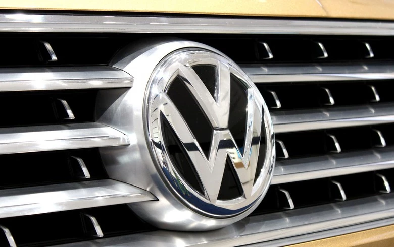 Romania probes Autoklass's takeover of VW distribution ops