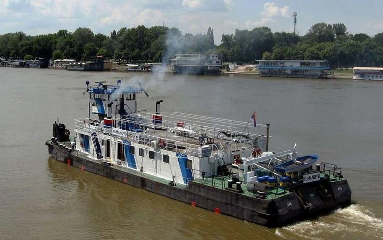 Serbia scraps auction for river shipper JRB